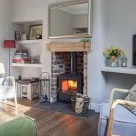 Сasa de vacaciones Rose Garden Cottage, Guisborough. *