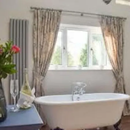 Rose Garden Cottage, Guisborough. Сasa de vacaciones Guisborough